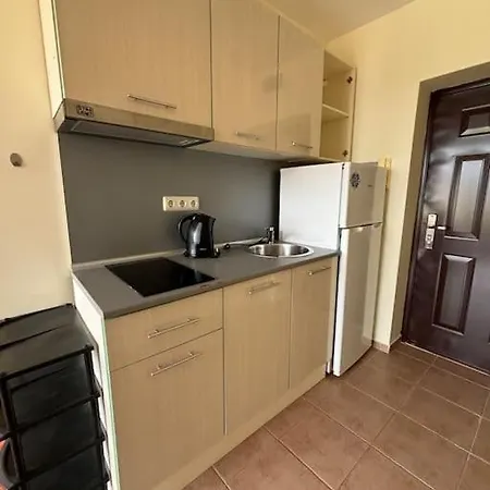 студия форт нокс Sluneční pobřeží